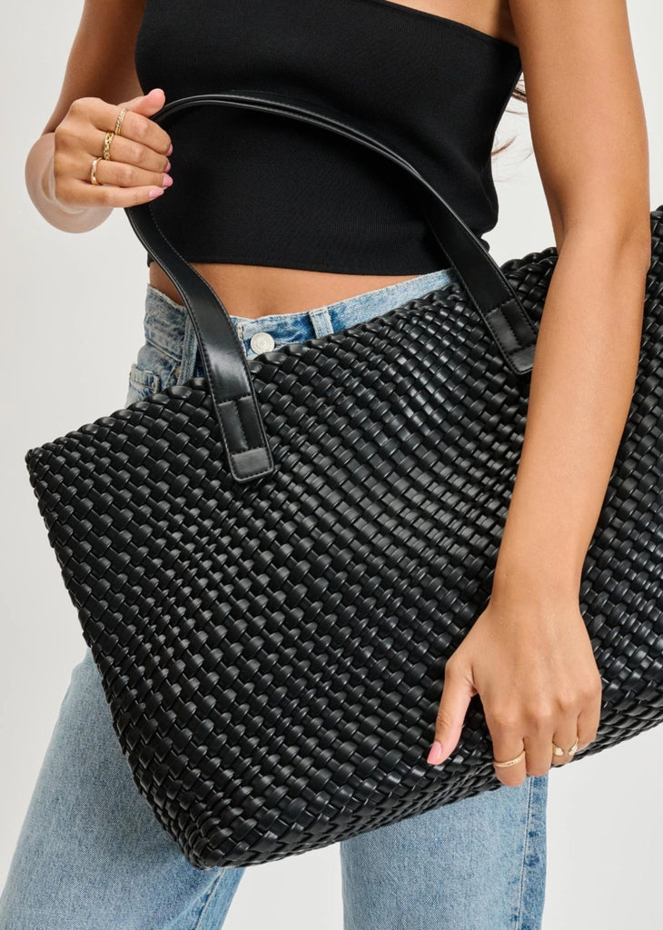 Woven Shoulder Bag V2 ★ Black