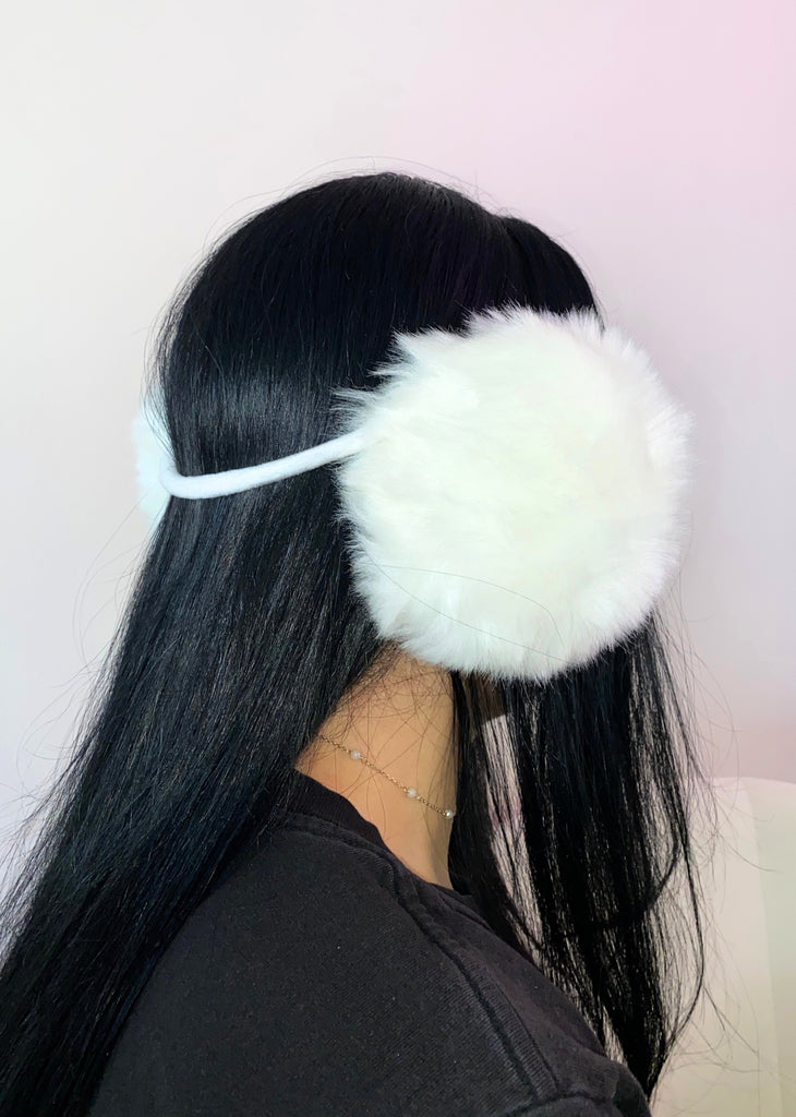 Leave It Behind Ear Muffs ★ White