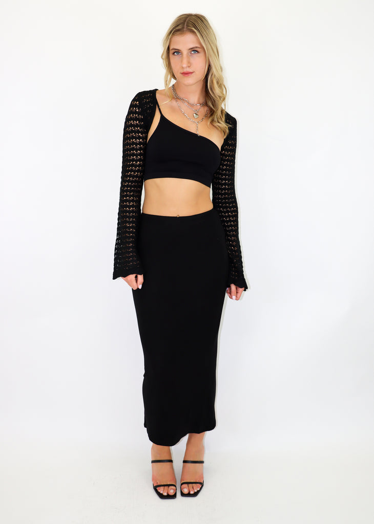 Black extreme cropped fit cardigan shrug. Crochet knit. Bell sleeves.