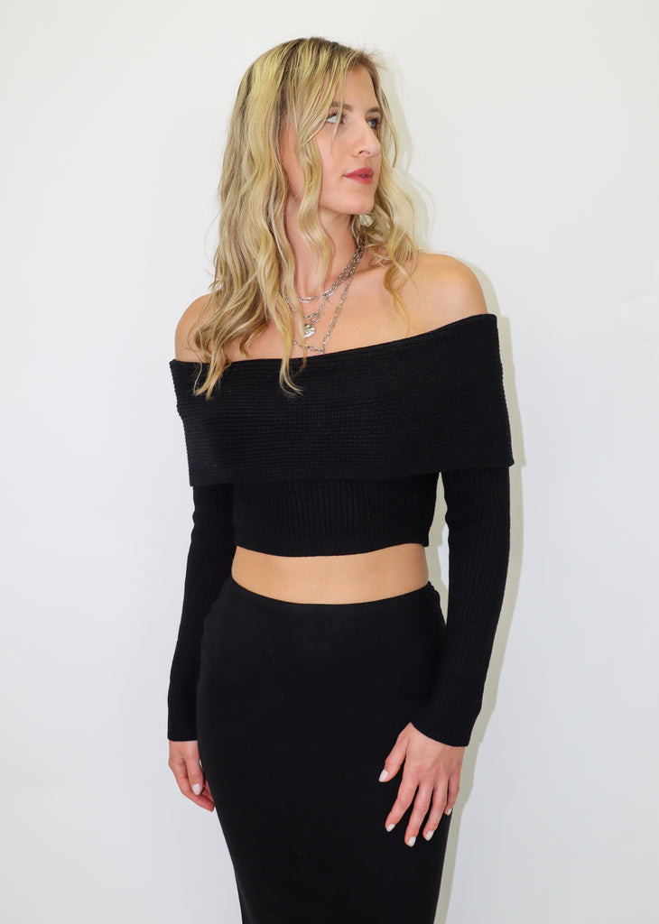 black off the shoulder knit cropped sweater 
