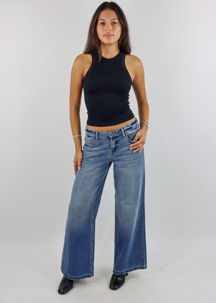 Saturday Love Tank ★ Black