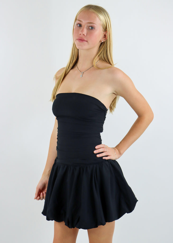 Turning Heads Strapless Dress ★ Black