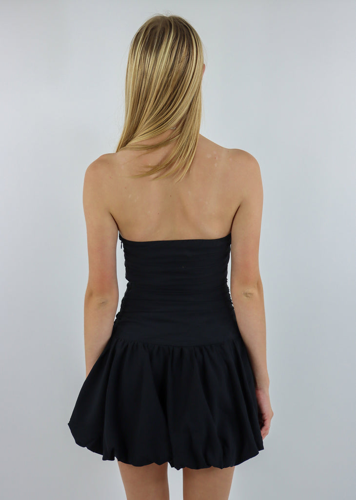 Turning Heads Strapless Dress ★ Black