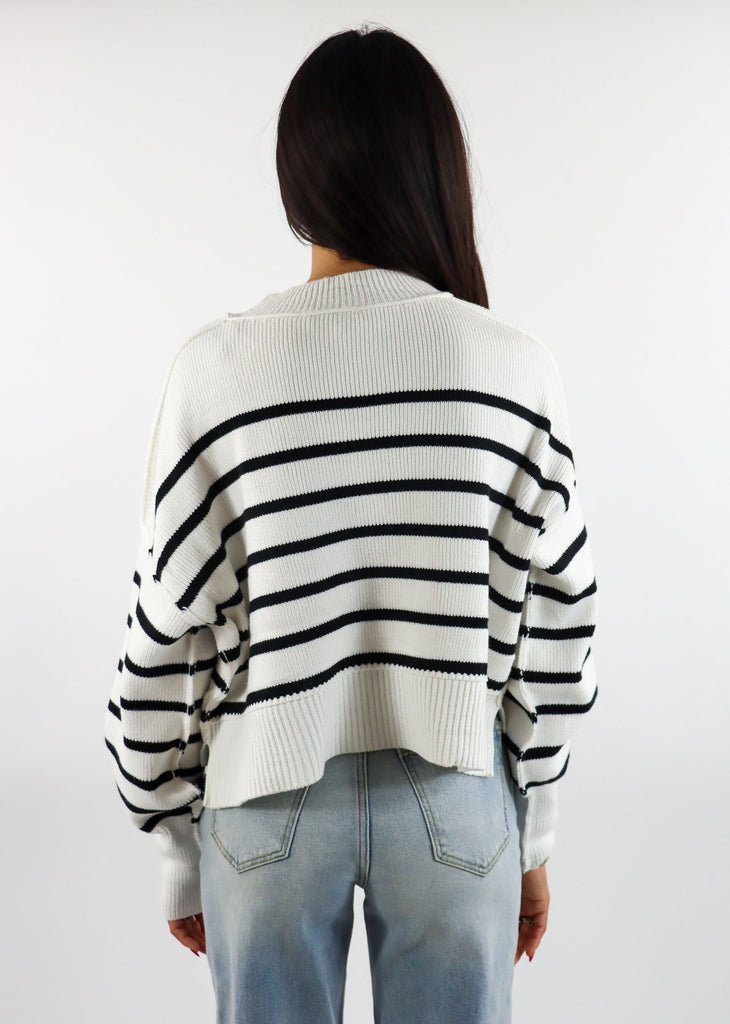 Sunday Morning Sweater ★ Black & White