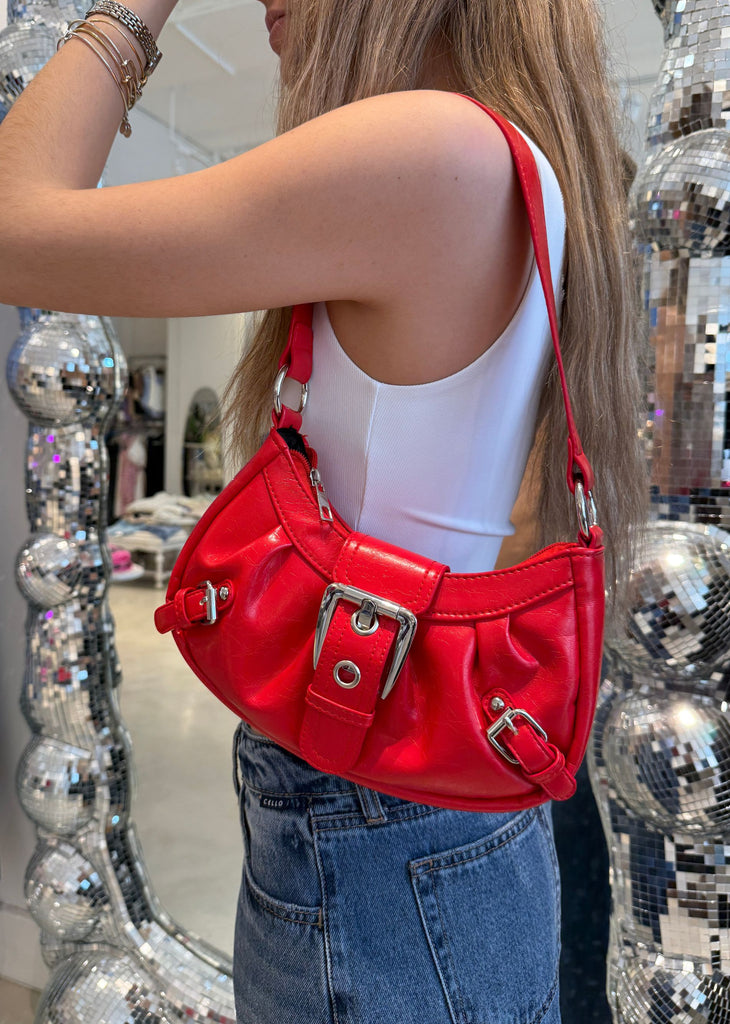 Smooth Buckle Shoulder Bag ★ Red