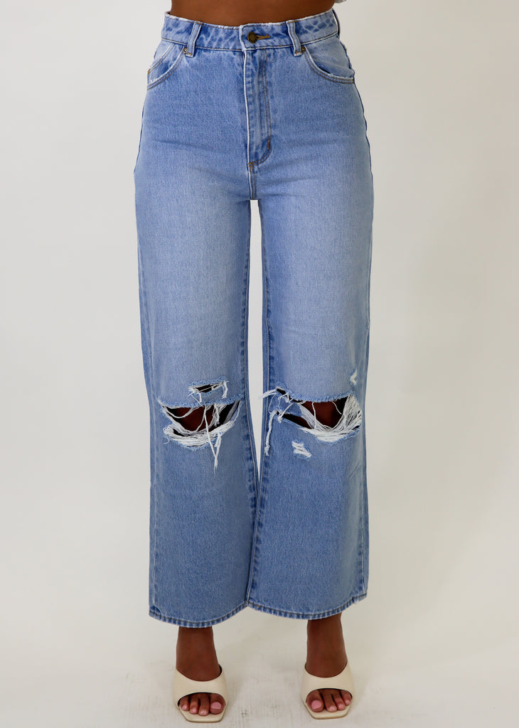 Rollas Check Out Wide Leg Jeans ★ Light Wash