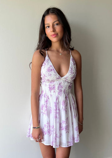 White lavender floral smocked summer mini dress flowy v-neck