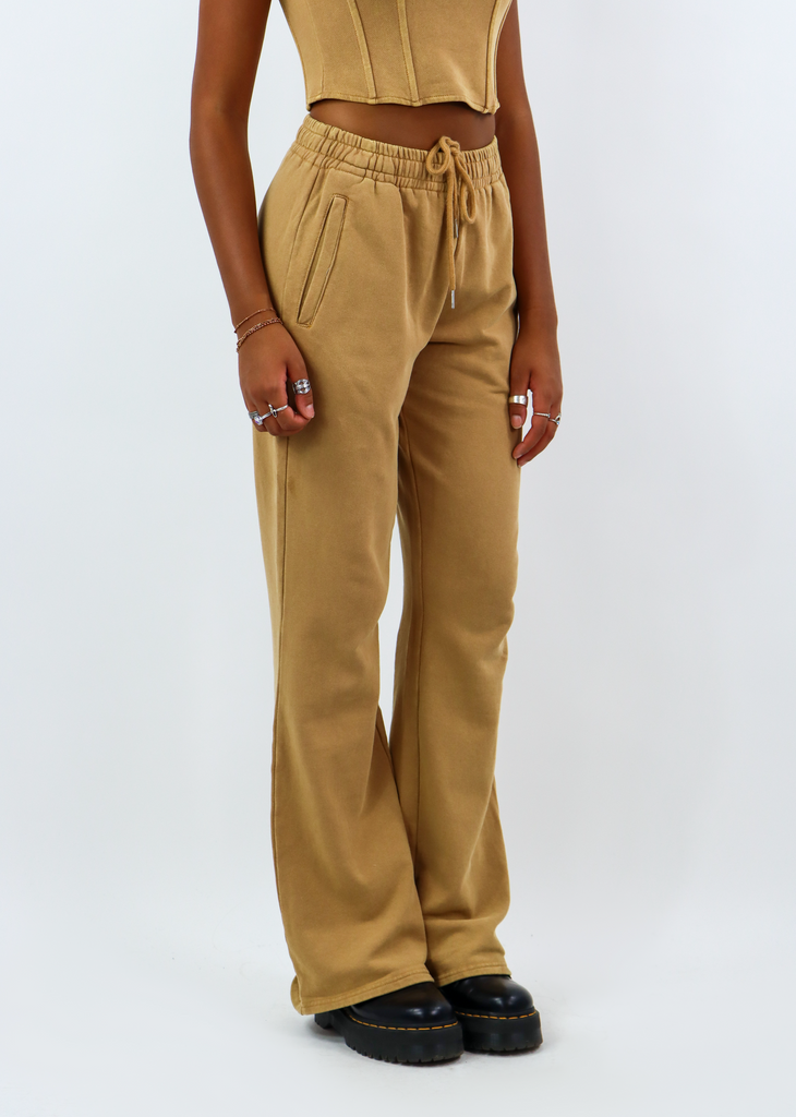 About Last Night Pants ★ Camel
