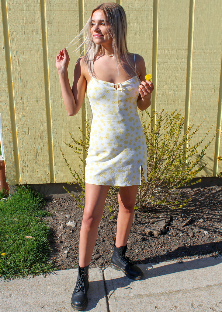 Here Comes The Sun Dress ★ Yellow Floral - Rock N Rags
