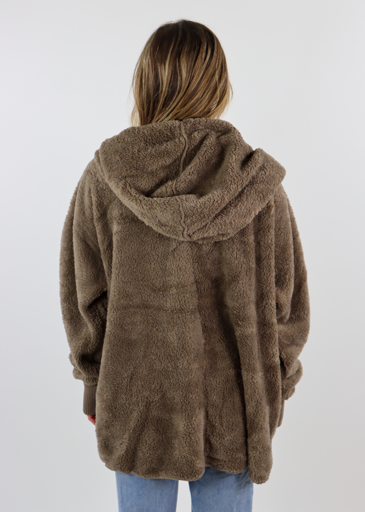 Fuzzy Jacket ★ Ashy Brown