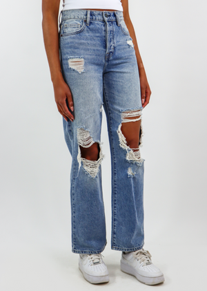 The Weekend Jeans ★ Light Wash