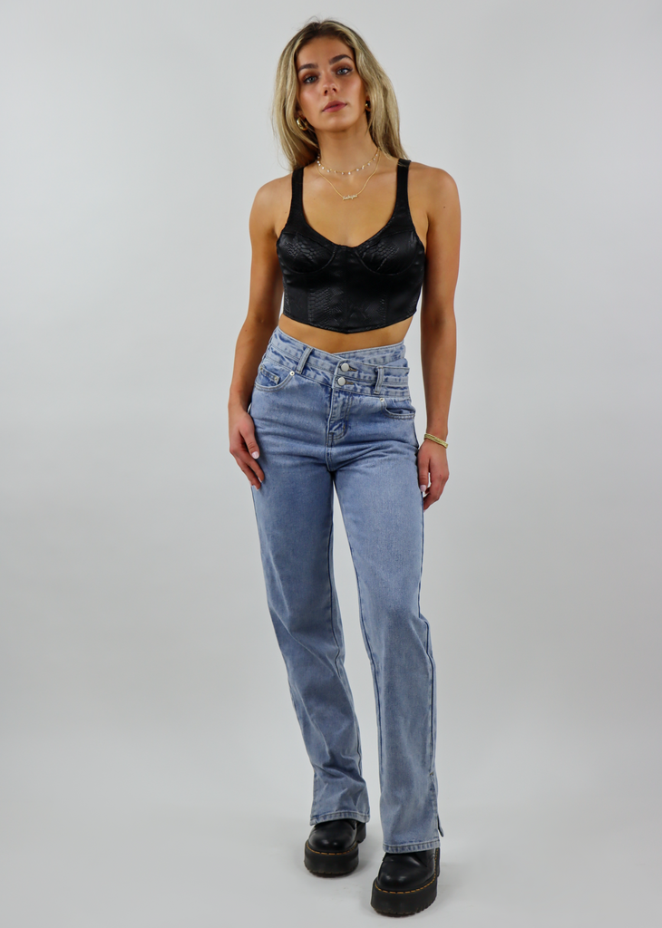 Off The Grid Jeans ★ Light Wash