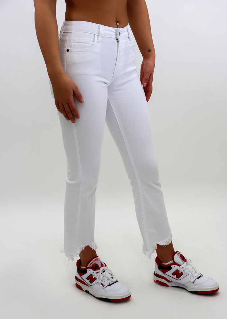 white flare jeans cropped with fray hem bottoms summer trendy jeans